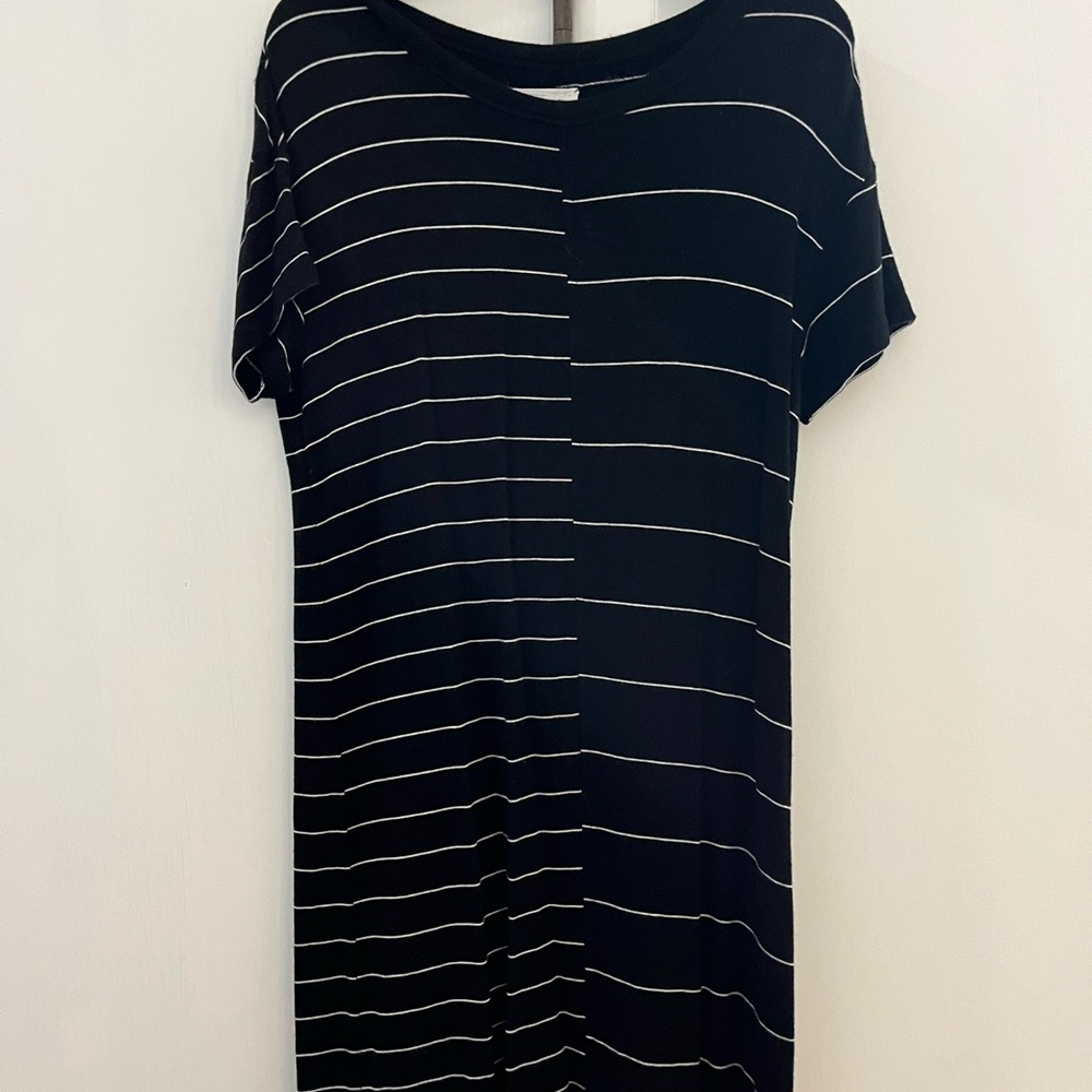 Lou & Grey Black and White Striped Top